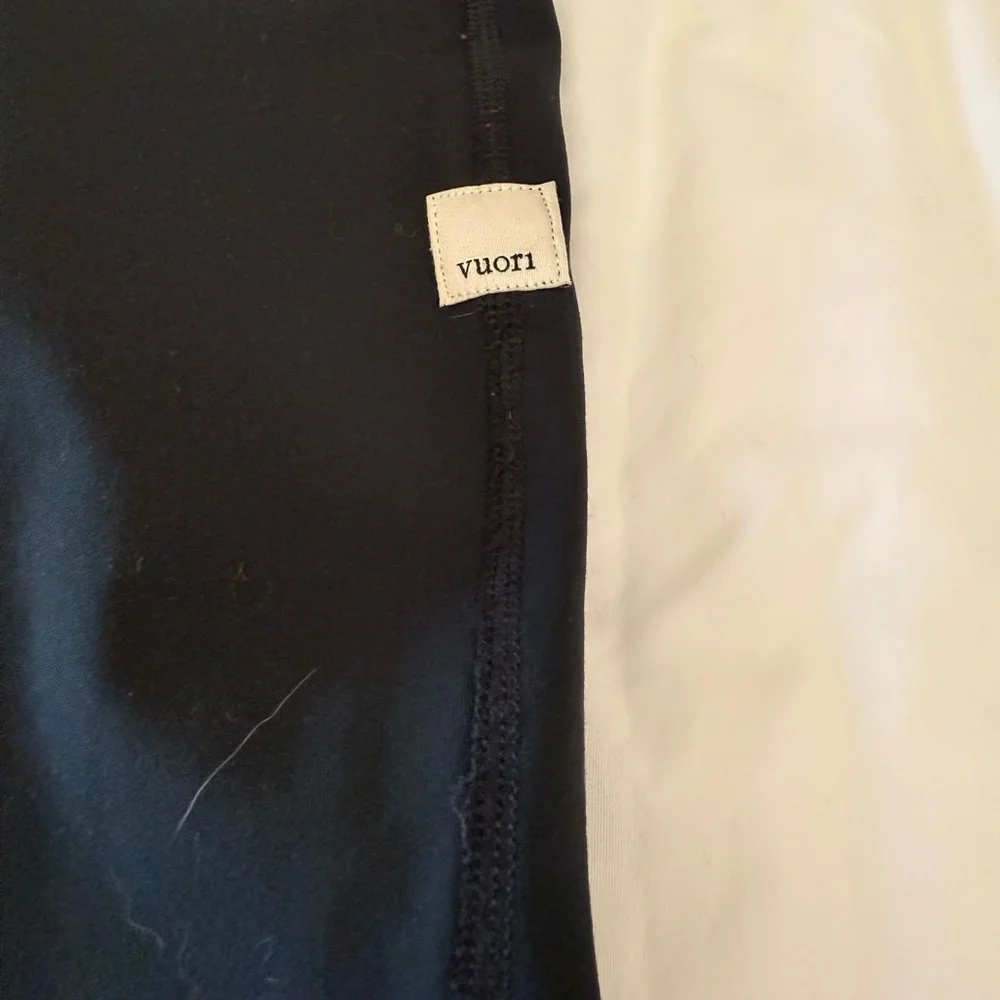 Vuori dark teal daily leggings - Picture 4 of 7